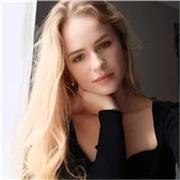 Professeure d’anglais diplômée propose cours pour étudiants et professionnels en ligne