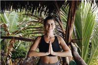 ¿querés comenzar a practicar yoga? desde dónde estés y en el horario que te quede mejor ¡sumate! clases grupales y/ó particulares