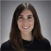 Graduada en Diseño Gráfico y Creación Digitales, especializada en diseño gráfico y storytelling visual.