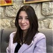 offro aiuto compiti per bambini e ragazzi. Sono diplomata al liceo delle scienze umane e frequento il secondo anno di università