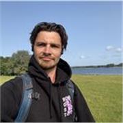 Experienced teacher with a passion for improving confidence, creativity and resilience