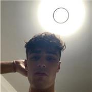 Studente universitario diplomato al Liceo Linguistico con certificazione DELF B2 offre ripetizioni a ragazzi di scuole medie e superiori