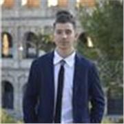 Laureato con lode in Ingegneria Aerospaziale segue studenti su materie quali matematica, algebra lineare, analisi, fisica. 