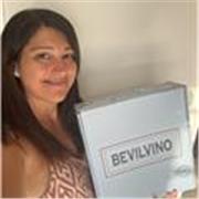 Clases particulares de español. Además doy clases de manualidades como crochet y bordado. Como también puedo enseñar sobre diseño