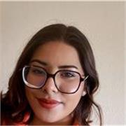 Maestra de español con gran capacidad para diseñar y aplicar métodos de enseñanza innovadores y eficaces, fomenta la participación