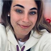 Sono una studentessa al primo anno di magistrale e studio applied data science for banking and finance. Ho trascorso il quarto anno del liceo negli Stati Uniti e do ripetizioni di inglese