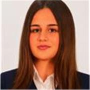Profesora de Educación Primaria  y pedagoga terapéutica. 1 año de experiencia en un centro escolar de Orihuela.