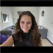 Estudiante del Grado en Educación Primaria, previa realización del Bachillerato de Ciencias Sociales y título B2 de inglés.