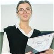 Vous avez besoin de cours particuliers ou d'une aide sur certains sujets ? Je pourrai sûrement vous aider !