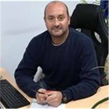 José