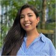 Hola! Je m’appelle Genesis, ma langue maternelle est l’espagnol et je serais ravie de partager mes connaissances avec vous