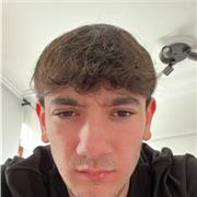 soy un estudiante de la universidad que siempre ayude a muchos niños en los estudios incluso a mi hermano pequeño cada dia