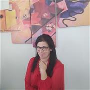 Insegnante di scienze umane che ti segue per stimolare la tua passione alla materia e dare il meglio di te nei vari argomenti