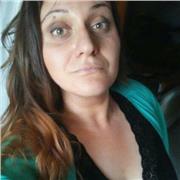 Diplomata liceo linguistico impartisce lezioni di inglese e francese a studenti delle scuole medie e superiori