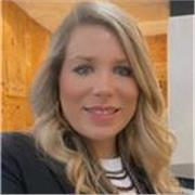 Profesora de física y química de todos los niveles imparte clases de manera presencial u online