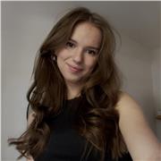 Online GCSE Tutor teaching eg German, English, Law and Politics for students of all kind