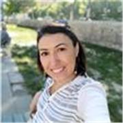 Professeure et traductrice assermentée. Donne cours de français en tant que FLE pour tout niveaux