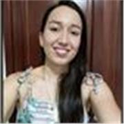 Soy una Colombiana que vive en Brasil hace algunos años y le gusta enseñar portugues desde mi experiencia de aprendizaje