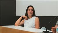 Profesora de apoyo en idiomas y geografía