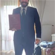 Laureato in lettere moderne all'università degli studi di Salerno. Impartisco lezioni di storia e letteratura per medie e superiori