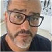 Mais de 20 anos como professor de física da rede particular de ensino