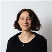 Experienced language teacher offering Italian and English online lessons at any level.