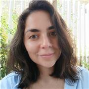 Profesora de Inglés y Lengua, parte clases a niños y niñas, en horario flexible y con metodología online o presencial