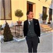 Estudiante de ingeníeria, queriendo enseñar y expandir sus capacidades