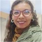 Profesora de historia del arte con amplia experiencia para explicar las obras de arte de toda la historia de la humanidad