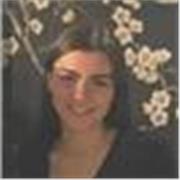 Studentessa di Biotecnologie Mediche impartisce lezioni di Biologia