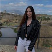 Profesora con CAE Advanced Certificate in English, ofrezco clases particulares de preparación para exámenes oficiales y clases de repaso de todas las materias y de bachillerato científico