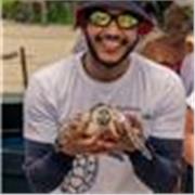 profesor de biología, ciencias naturales e inteligencia artificial, graduado de la uUadeo en Bogotá