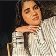 English tutor providing lessons to students of all ages