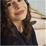 Studentessa di Giurisprudenza al quarto anno offre aiuto compiti online per bambini e ragazzi, con metodo paziente e supporto mult