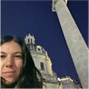 Titulada en Historia del Arte con pasión por la docencia personalizada 