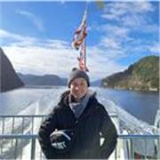 Spanish (Argentine) tutor teaches to students of all ages. Speaks english and german as well