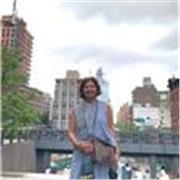 I give private lessons tailored to your level and personal development needs.