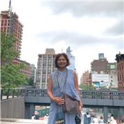 I give private lessons tailored to your level and personal development needs.
