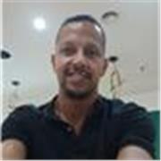 Administrador y responsabilidad social va dirigido a cualquier persona. 
