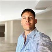 Profesor de español, ayudante, tareas administrativas