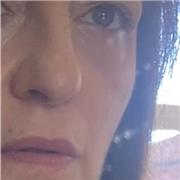 Insegnare , soprattuto  incuriosire , facendo in modo che lo studio non diventi un peso ma un mezzo di conoscenza .