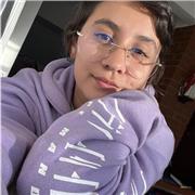 Profesora de sociales para niños/as de todas las edades