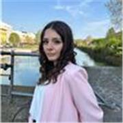 Studentessa per ripetizioni di Matematica, Statistica o Microeconomia