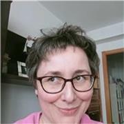 Profesora de comunicación apta para todos los niveles y edades.