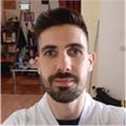 Istruttore di Arti Marziali Cinesi e Discipline Orientali, dal Tai Chi al Kung Fu con Autodifesa, per tutte le fasce di età (bambini, ragazzi, adulti)