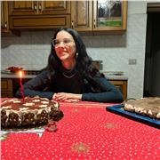 Laureanda in Lettere e beni culturali con ottimi voti impartisce lezioni di latino, eventualmente anche italiano e storia