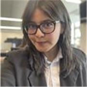 Profesora de inglés para niños y adolescentes. Interacción y habla directa para estimular el cerebro de los más pequeños en su segundo idioma!