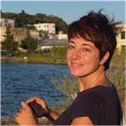 Docente di ruolo, specializzata anche per alunni con DSA, impartisce lezioni private in Psicologia, Filosofia, Latino, materie umanistiche in generale