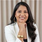 Clases dinámicas y personalizadas con hablante nativa