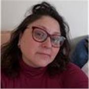 Profesora de educación diferencial especializada en acompañamiento a jóvenes en educación secundaria y adultos